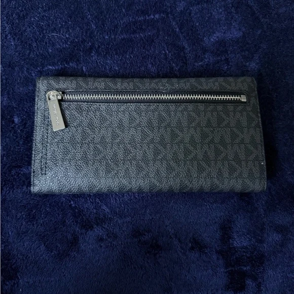 Michael Kors Gray & Black Wallet - Picture 3 of 3